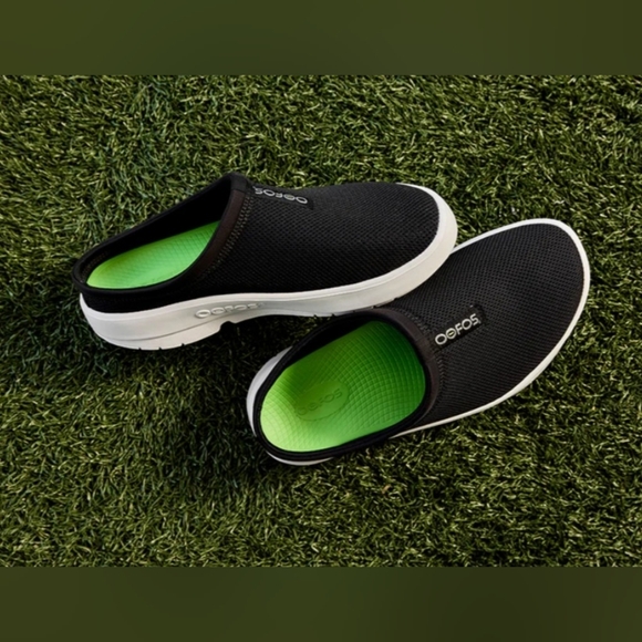 Men's OOCOOZIE Sport Mule White and Black - Picture 1 of 14